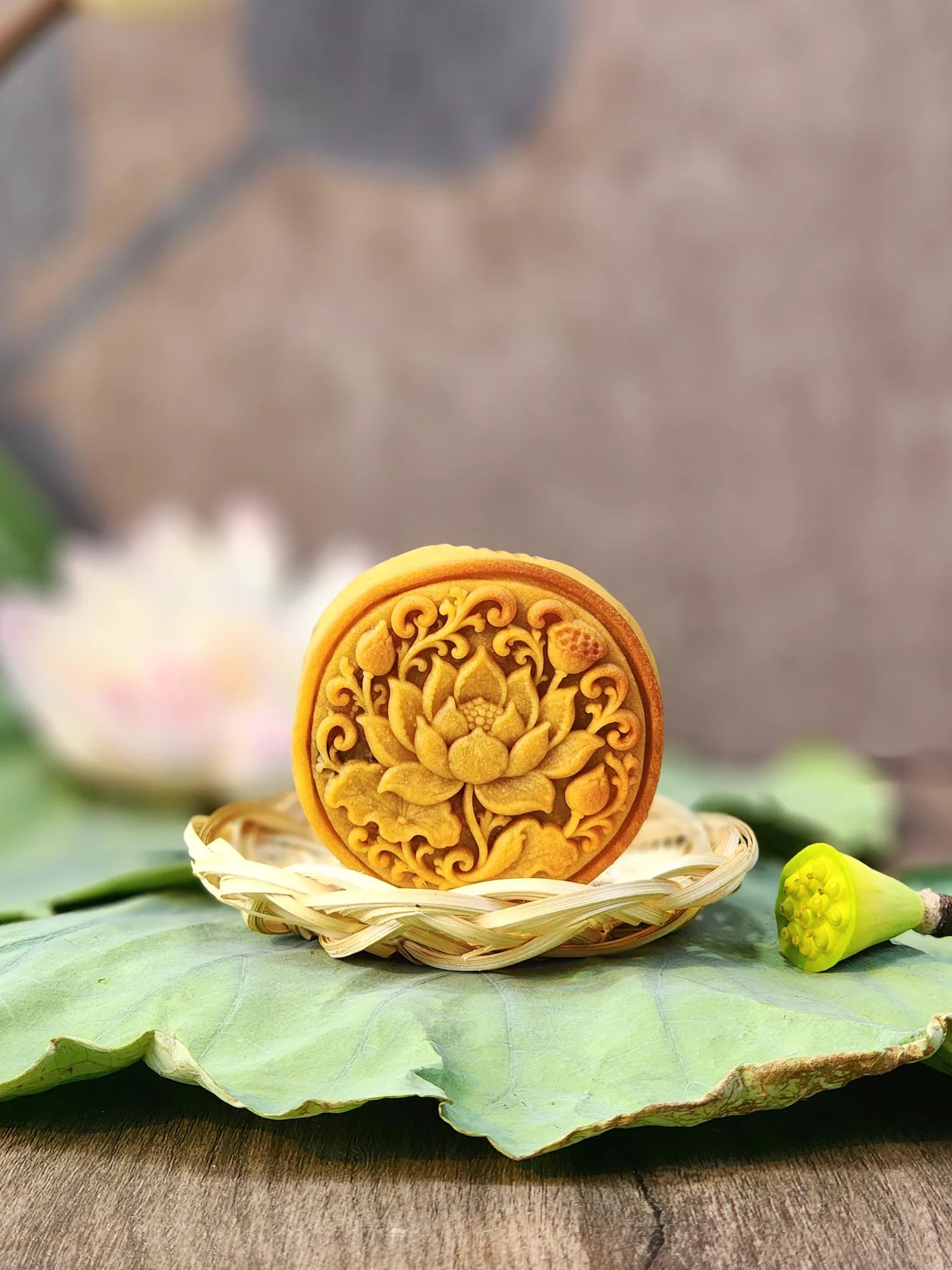 Bánh Trung Thu Khoai Môn Mochi Chà Bông Trứng Muối