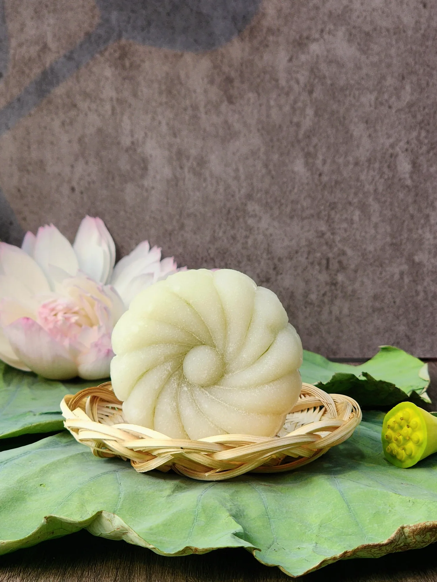 Bánh Trung Thu Trà Xanh Hạt Điều